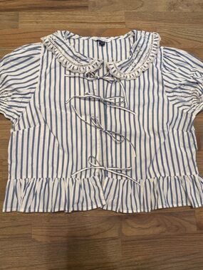 American Eagle Outfitters Blue and White Striped Tie-Front Blouse